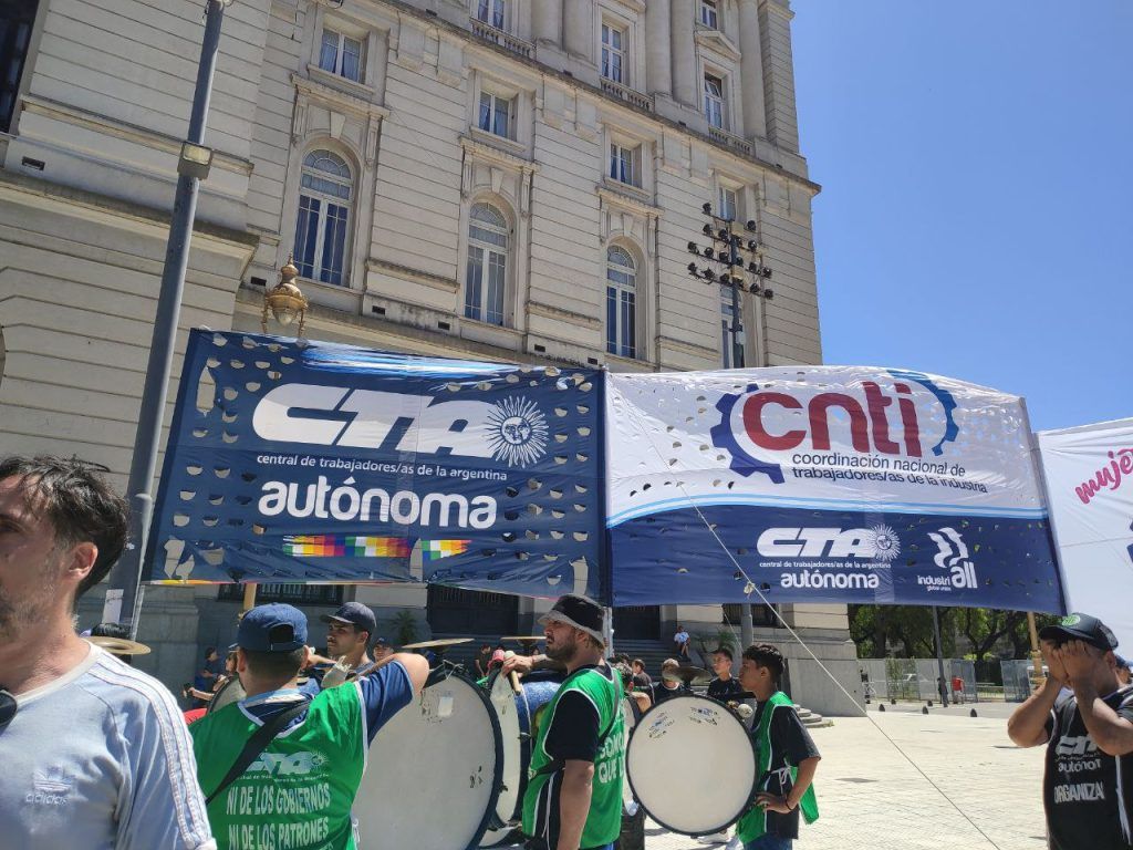 CNTI presente en la Jornada de Lucha contra el ajuste y despidos - CTA
