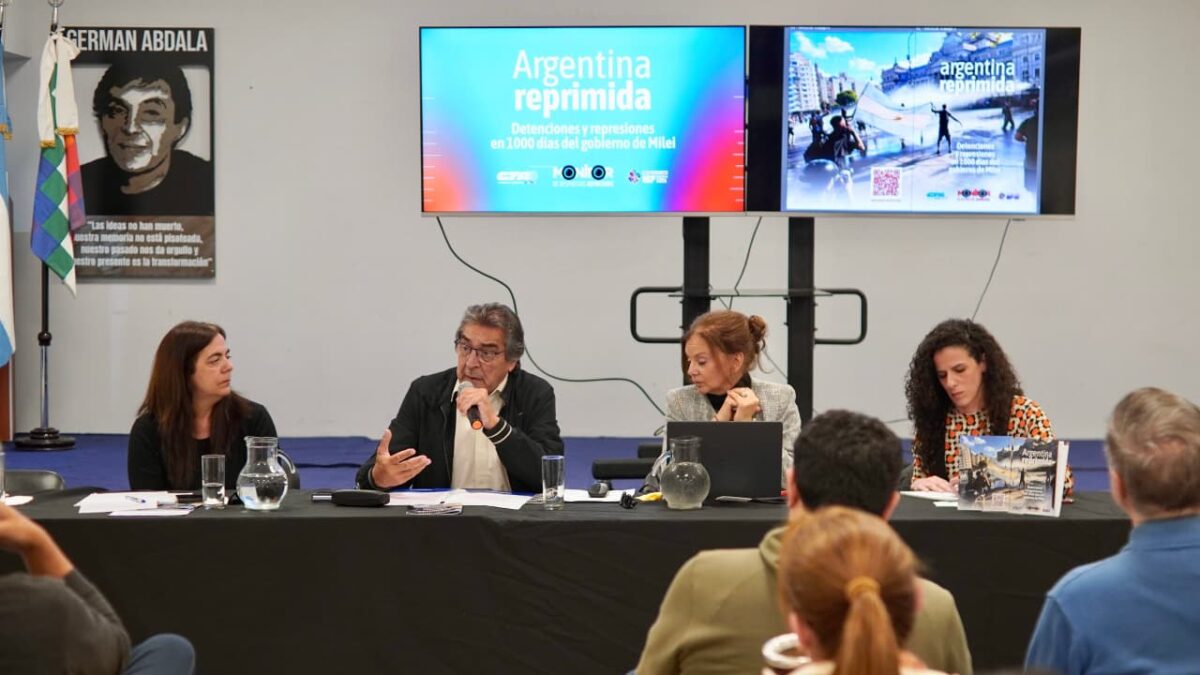 Ief A 1000 días de gobierno, el IEF presentó Argentina reprimida, un nuevo ...